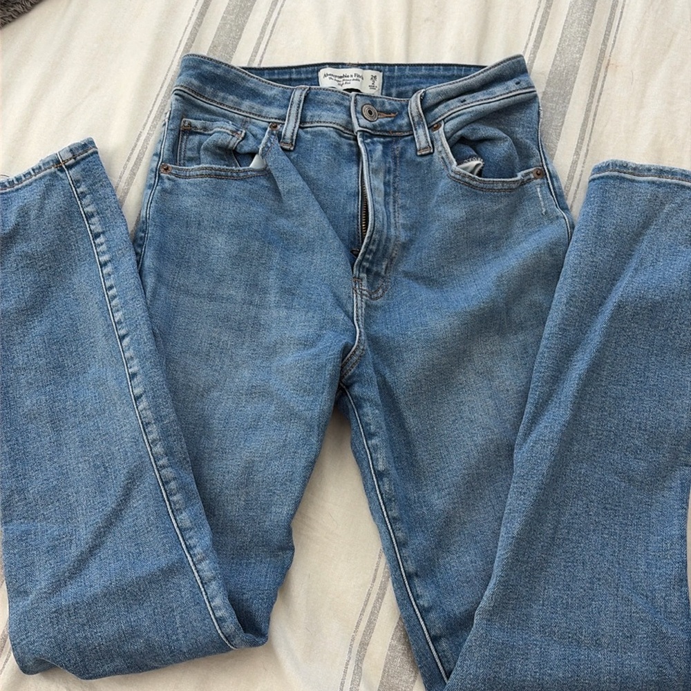 Abercrombie, the super skinny ankle high-rise 26/2 curve love